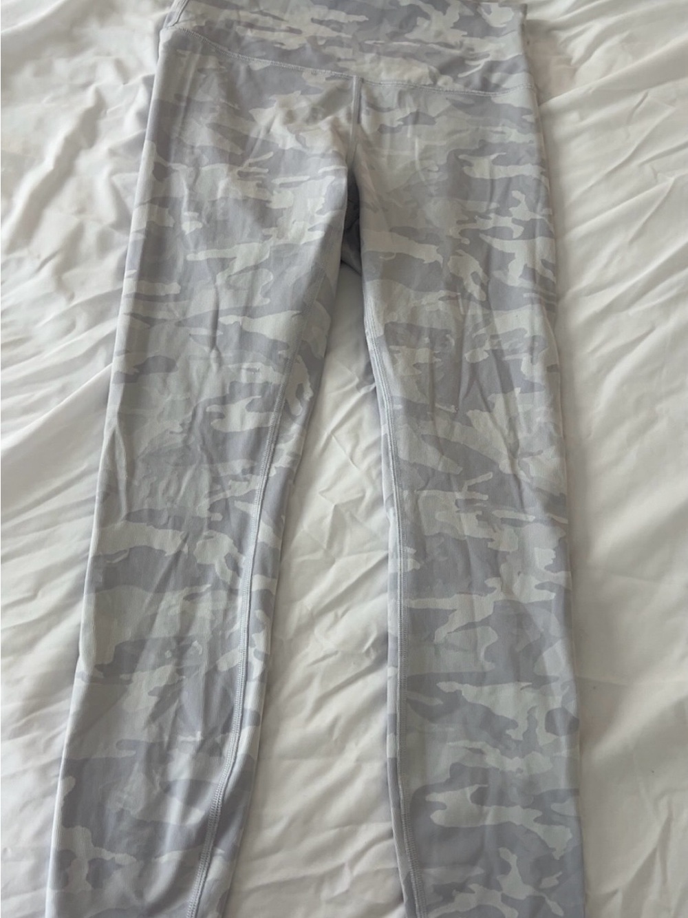 Lululemon Light Gray Camo Ribbed Leggings - Picture 4 of 4